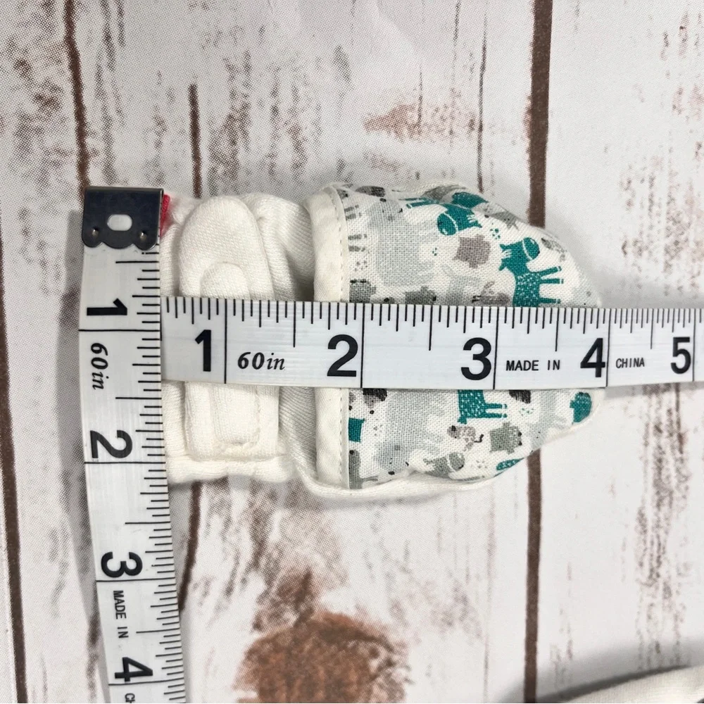 Baby Scratch Mittens Animal Print - White and Green‎